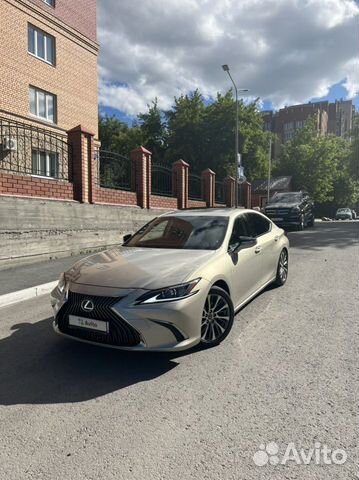 Lexus ES 2.0 AT, 2018, 70 000 км