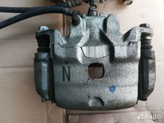 Суппорта передние nissan teana L33 qr25de