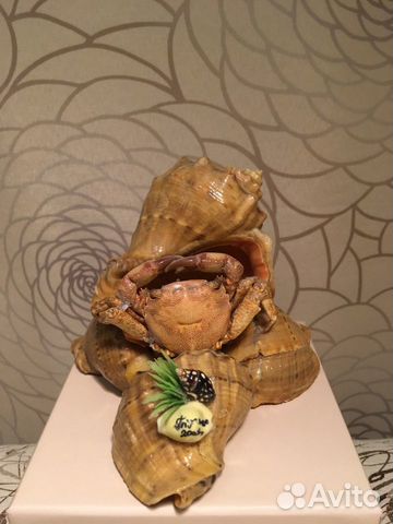 Сувенир из ракушек с крабом