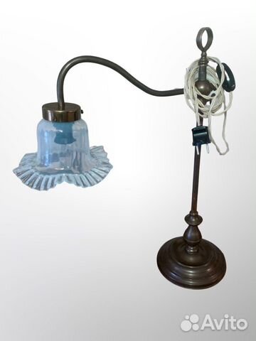 Антикварная настольная лампа модерн