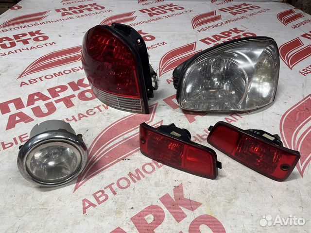 Фара фонари Hyundai Santa Fe 2010