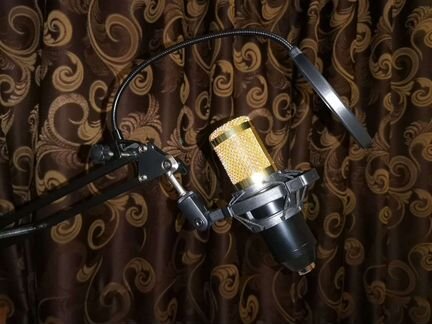 Стойка для микрофона, пантограф