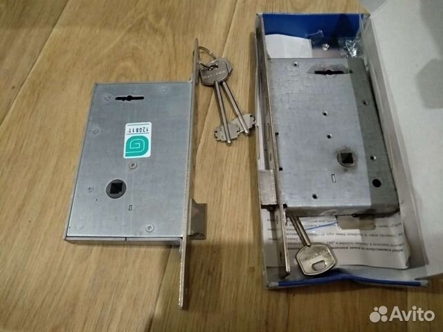 Замок врезной сувальдный