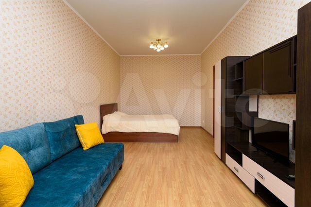2-к. квартира, 90 м², 7/14 эт.