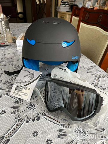 Продаю горнолыжный шлем и очки