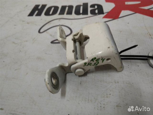 Петля двери задняя правая Honda Cr-V 3 K24A 2007