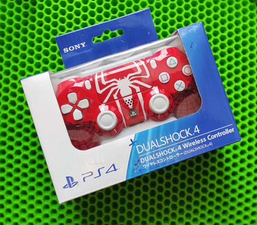 Геймпад Spider-Man для PS4