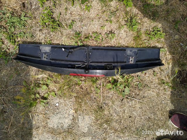 Спойлер от Nissan presage