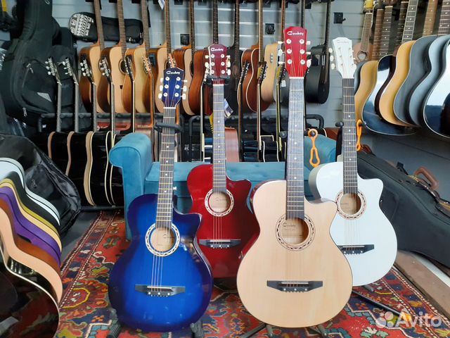 Акустическая гитара