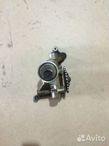 Масляный насос Audi A8 (D2) 2.8i