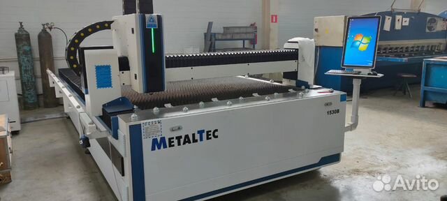 Оптоволоконный лазерный станок 1000 1500 2000