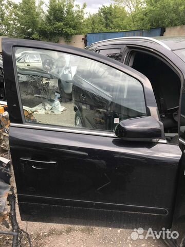 Дверь передняя правая Opel Zafira B