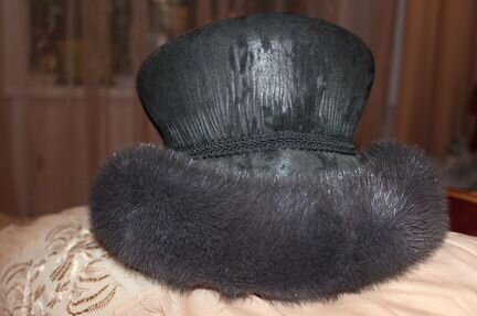 Женская зимняя шапка