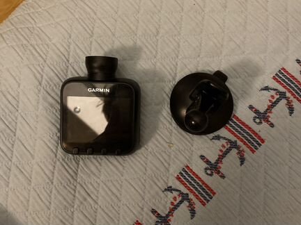 Видеорегистратор garmin dash cam 20