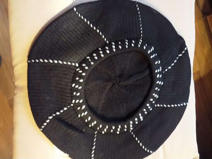 Берет вязанный размер 56- 57