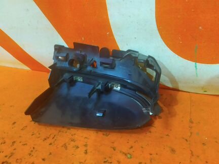 Крышка зеркала правая Toyota Camry 8 XV70 2017-Нв