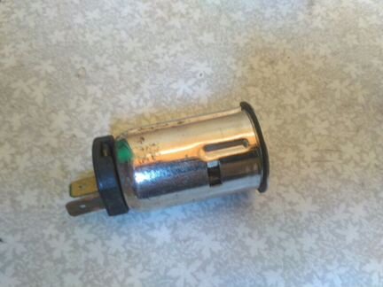 Гнездо прикуривателя Ford Focus 2