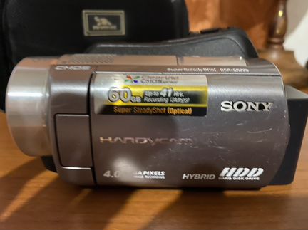 Видеокамера Sony цифровая