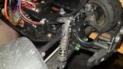 Машина радиоуправляемая трагги WlToys 12404