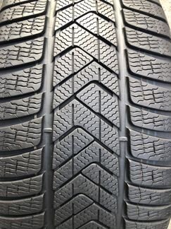 265/40 20 Pirelli Winter Sottozero 3 104V