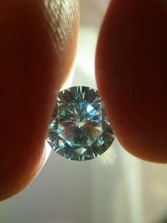 Искусственный бриллиант