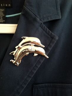 Брошь Дельфины США