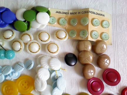 Пуговицы времен СССР, приставка зиг-заг