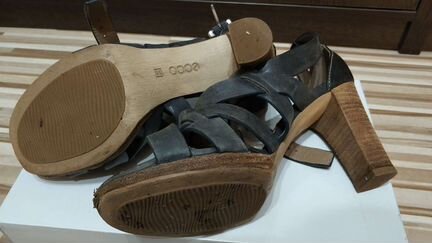 Босоножки тёмно-синие на каблуке, р-р 36-37