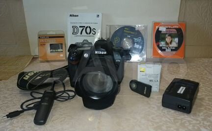Зеркальный фотоаппарат Nikon D70s