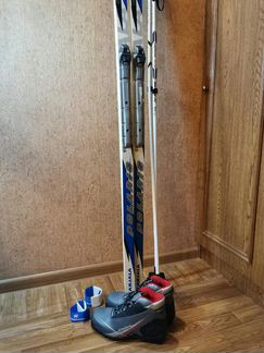 Беговые лыжи полный комплект