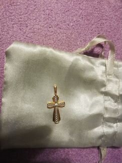 Золотой крест с фианитами