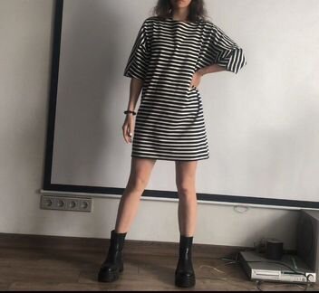 Трикотажное платье mango