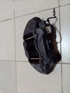 Суппорт тормозной передний правый Vw Touareg 7P