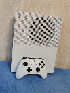 Игровая приставка Microsoft Xbox One S