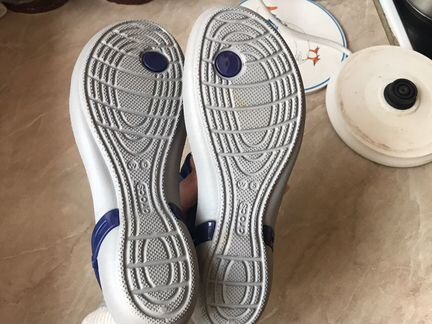 Crocs шлёпанцы для девочки