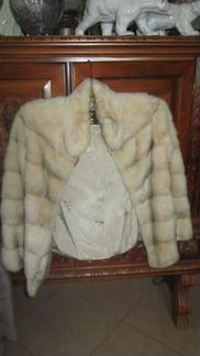 Шубы женские