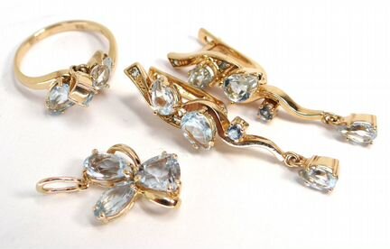 Золотой комплект 585 пробы с топазами