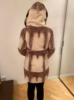 Шуба из ласки с капюшоном из норки бежевая