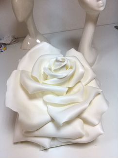 Шляпа для светских мероприятий