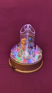 Светильник разноцветный