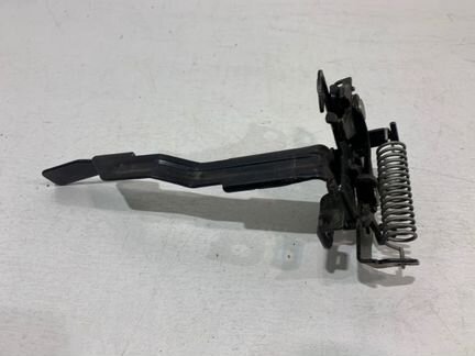 Замок капота передний Toyota Rav4 40 2012-2019