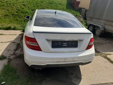 Мерседес С 204 спойлер на крышку багажника