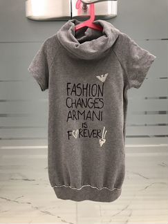 Платье Armani р. 142