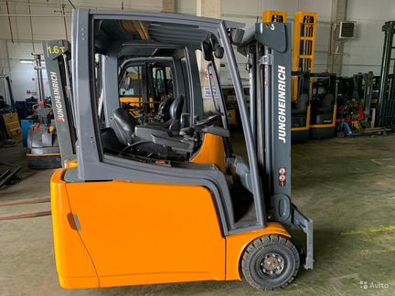 Вилочный электропогрузчик Jungheinrich EFG 216