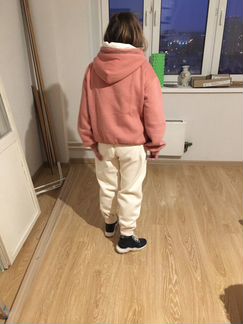 Продам женский спортивный костюм