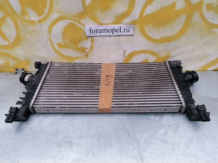 Интеркулер opel astra J механика бу