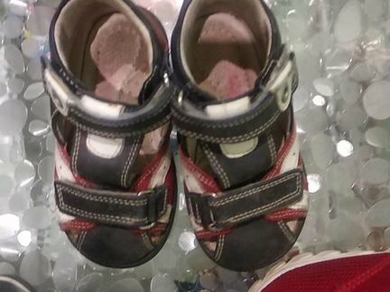 Сандали детские 20 размер