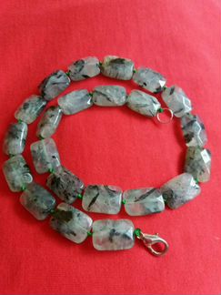 Бусы из кварца