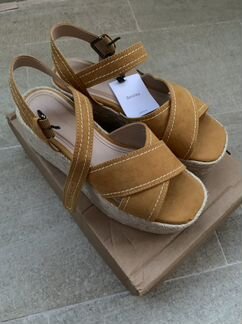 Новые босоножки Bershka 38 р из Англии