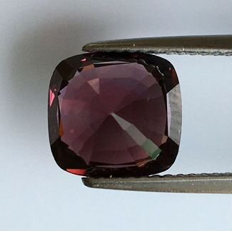 Кольцо Благородная шпинель 4.42 карата+ брилл.Мгу